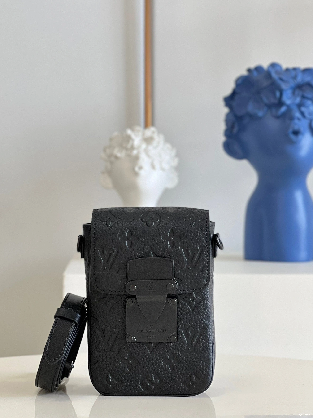 WALLET LOUIS WEARABLE S-LOCK VUITTON VERTICAL 0709